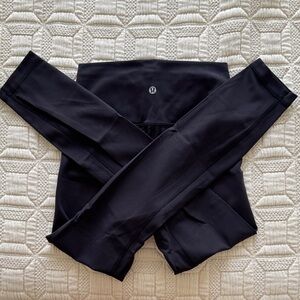 Lululemon Size 4 Black Leggings EUC!